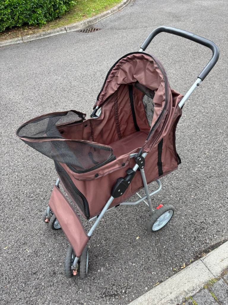 Dog Buggy/ Stroller for your furry friend