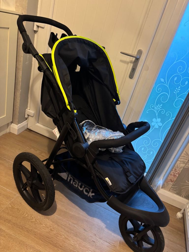 Hauck pram 