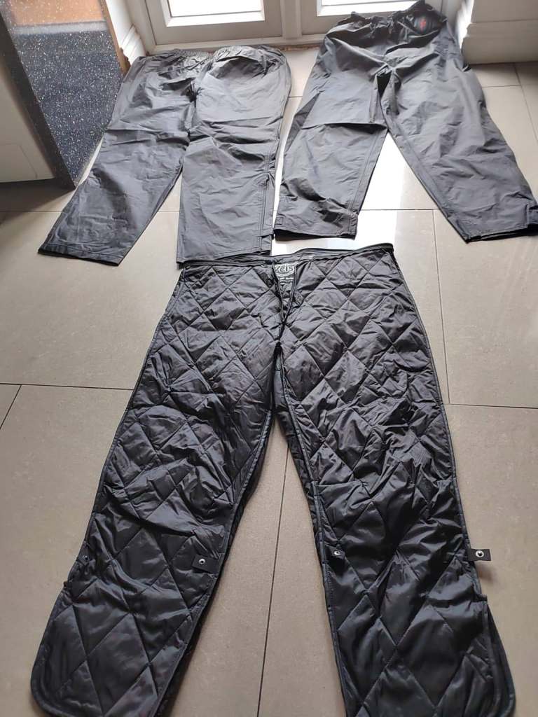 East London Motorcycle Clothing – ALL TYPES – SEE PHOTOS – EAST LONDON - 326