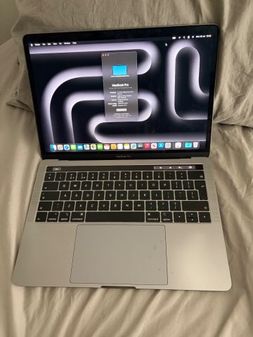 MacBook Pro 13-inch 2018 - Intel Core i5, 16GB RAM, 512GB SSD | in