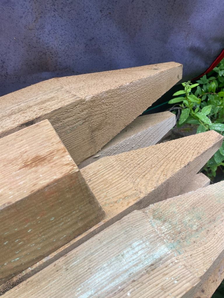 Fence posts