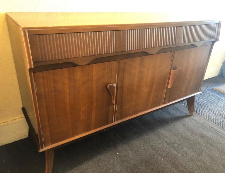 Mid Century Vintage Waring and Gillow Sideboard/Credenza