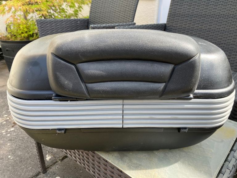 GIVI LARGE Motorcycle TOP BOX. 