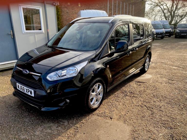 2018 68Reg Ford Grand Tourneo Connect Titanium LWB 1.5TDCi Wheelchair Access 