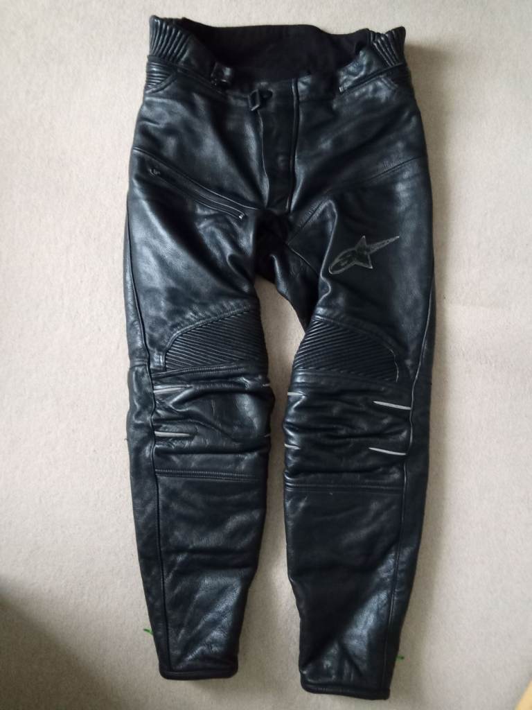 Armoured leather motorcycle trousers