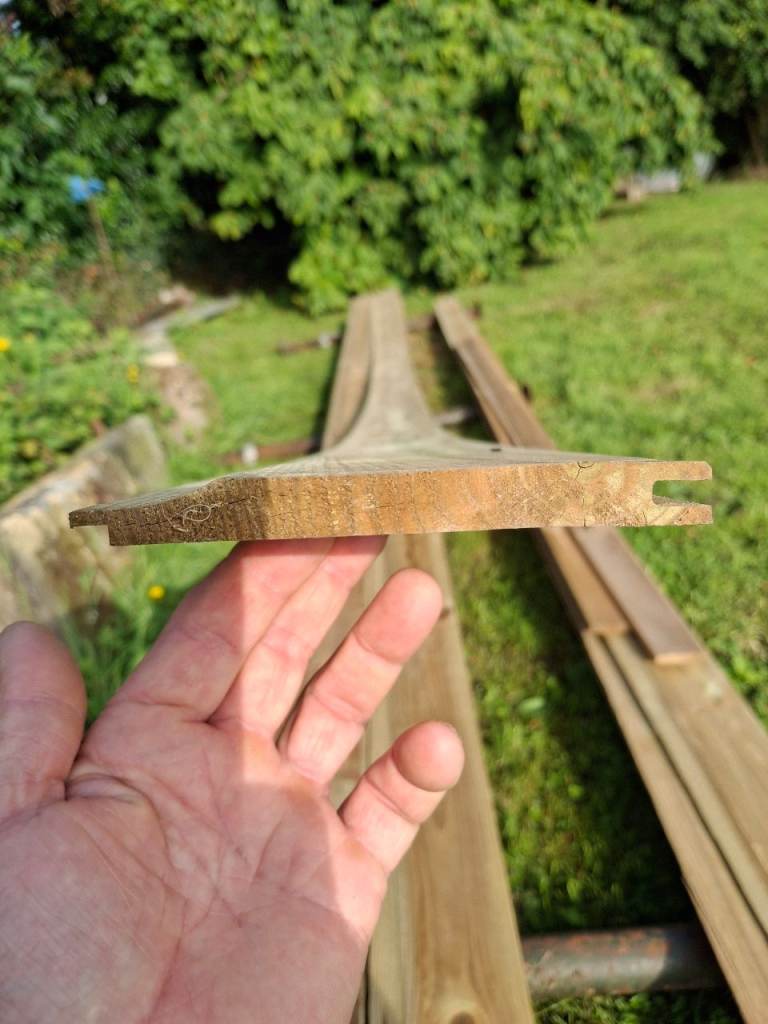 Good Condition Untreated Shiplap Cladding Boards