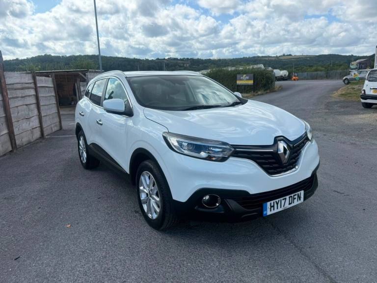 2017 Renault Kadjar 1.5 dCi Dynamique Nav SUV 5dr Diesel Manual Euro 6 (s/s) (110 ps) HATCHBACK D...