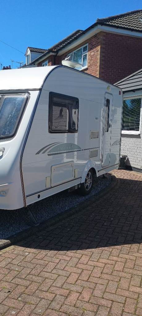 coachman Amara 380/2 2 berth beautiful 