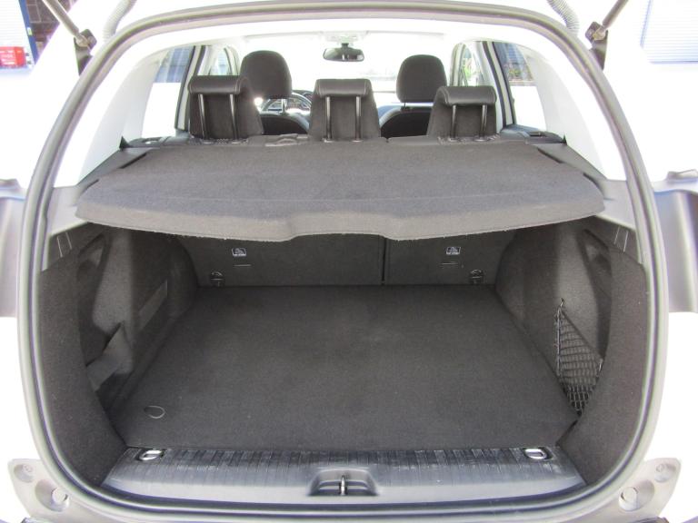 2019 Peugeot 2008 1.2PURE TECH ACTIVE EURO6 5DR PETROL LEFT HAND DRIVE Estate Petrol Manual