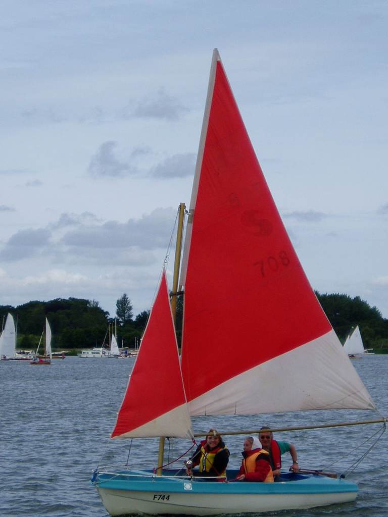 Skipper 14 sailing boat with road trailer