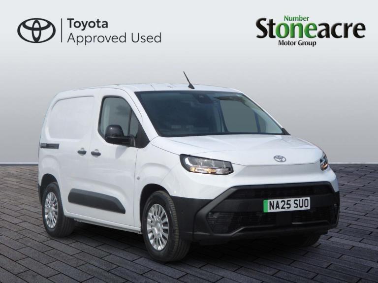 2025 Toyota ProAce 50kWh Icon Short Panel Van 6dr Electric Auto SWB (136 ps) PANEL VAN Electric A...