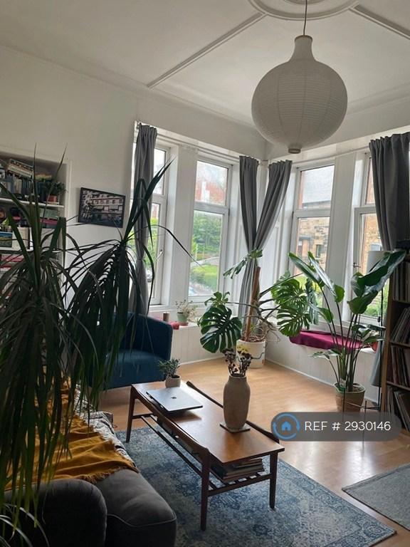 2 bedroom flat in Mannering Road, Glasgow, G41 (2 bed) (#2930146)