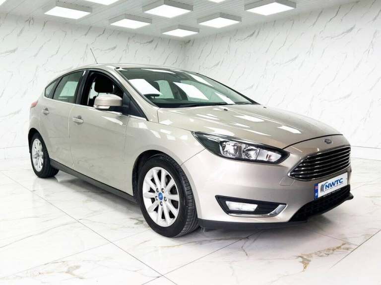 2015 Ford Focus 1.6 Titanium Hatchback 5dr Petrol Powershift Euro 6 (125 ps) Hatchback Petrol Aut...
