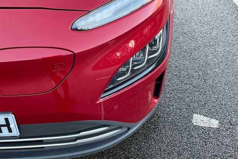 2022 Hyundai KONA 64kWh Premium SUV 5dr Electric Auto (10.5kW Charger) (204 ps) SUV Electric Auto...