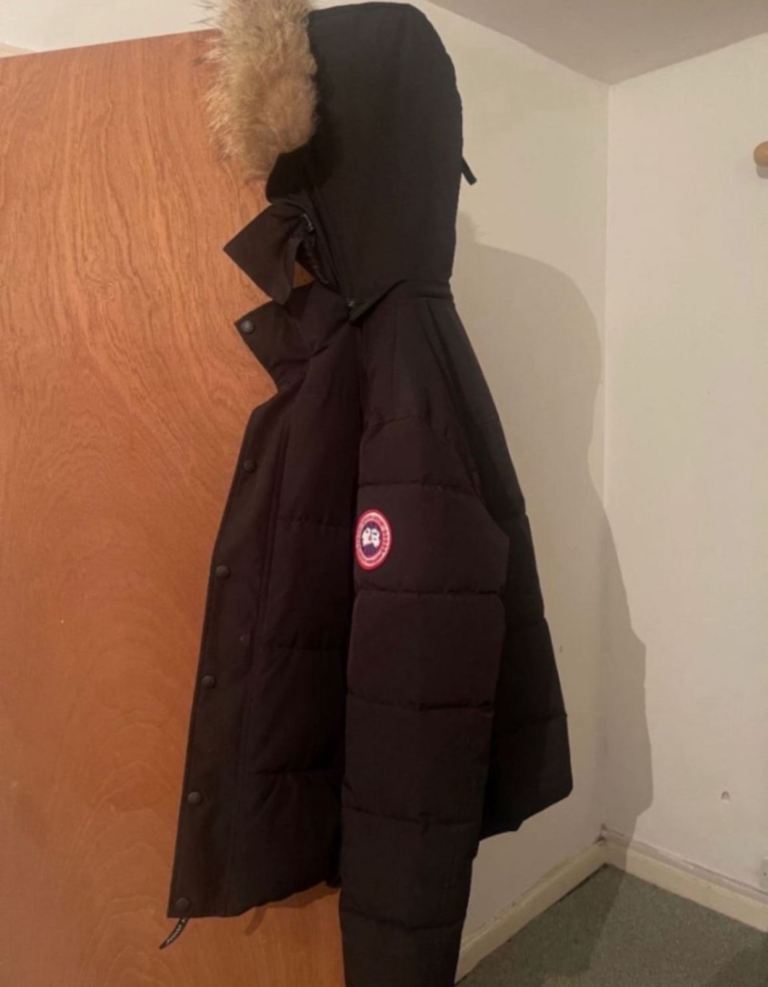 Canada goose jacket offers 