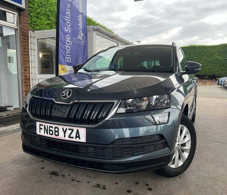 2018 68 SKODA KAROQ 1.0 TSI SE NAV PLUS SUV 5DR PETROL MANUAL EURO 6 (S/S) (115