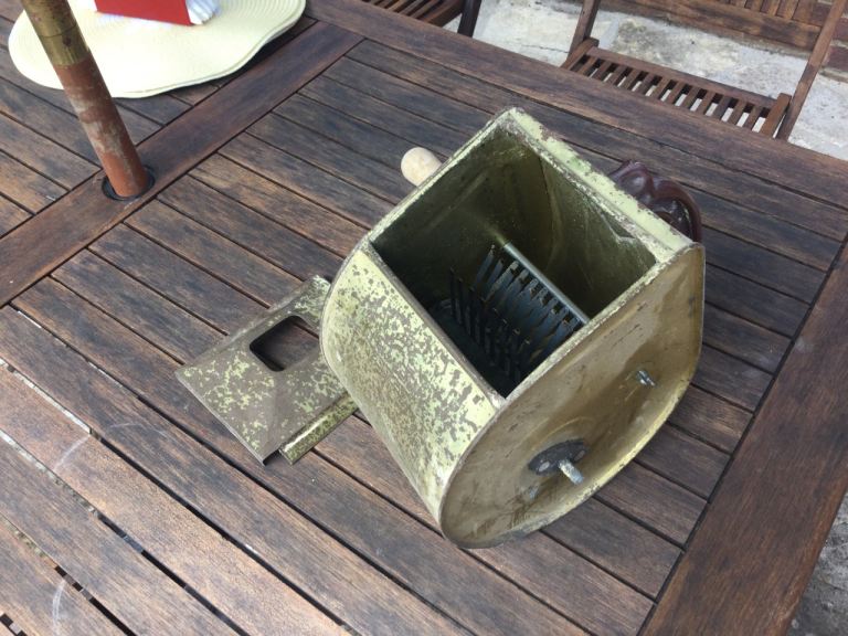 Tyrolean gun