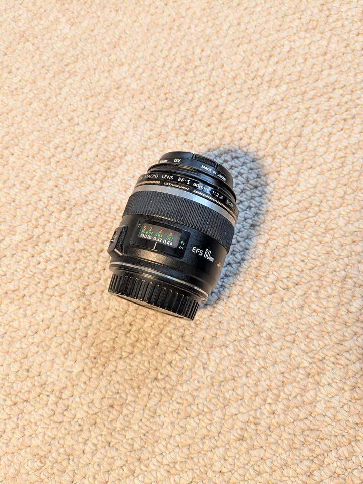 Canon EF-S 60mm USM Macro Lens