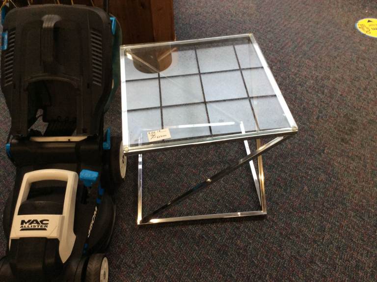 Occasional Table #62300 £20.00 
