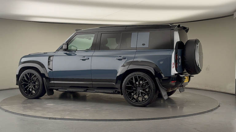 2022 Land Rover Defender 110 3.0 D300 MHEV X-Dynamic HSE SUV 5dr Diesel Auto 4WD Euro 6 (s/s) (30...