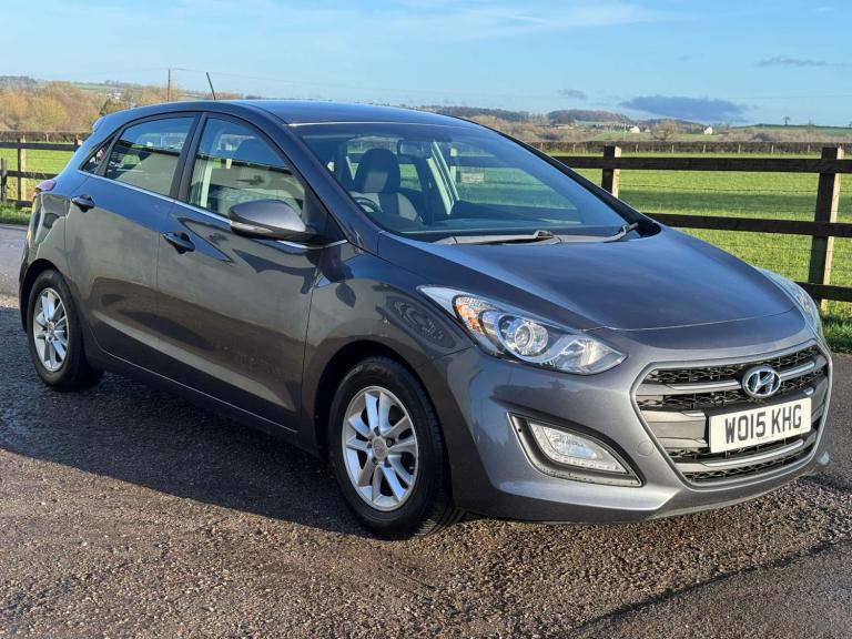 2015 Hyundai i30 1.6 i30 SE Nav Blue Drive CRDi 5dr Hatchback Diesel Manual