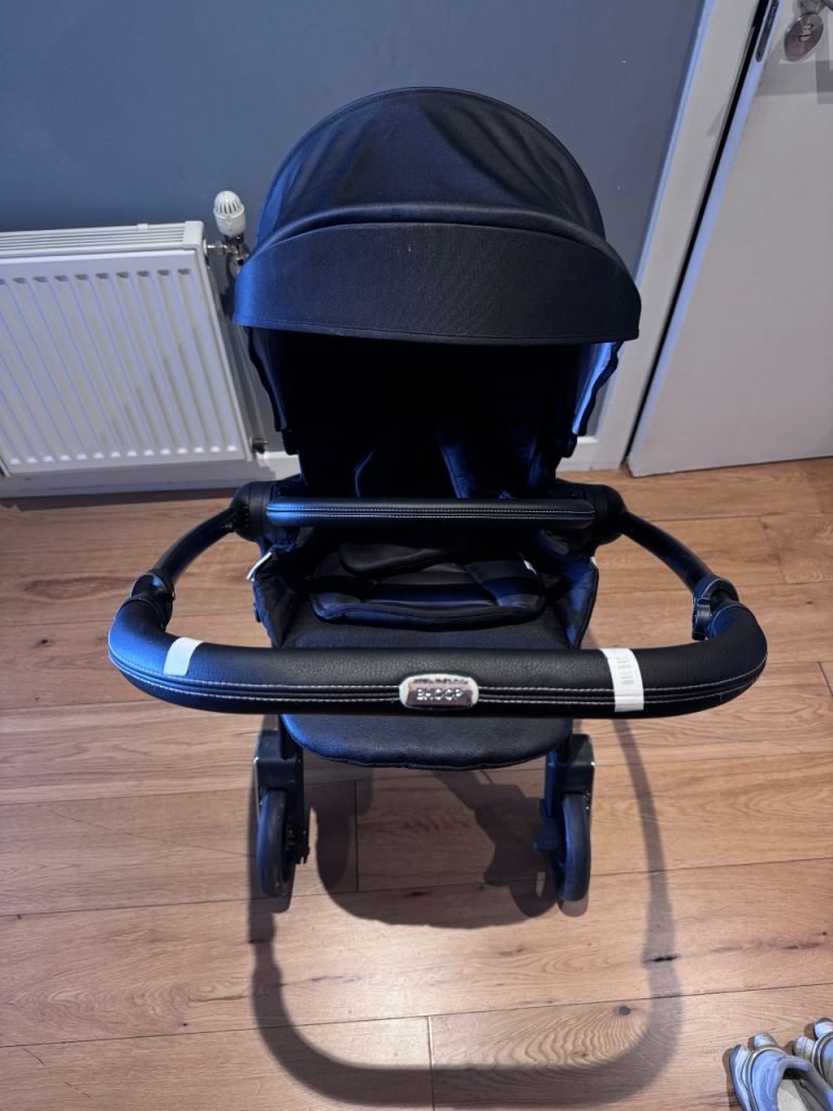 Baby stroller 