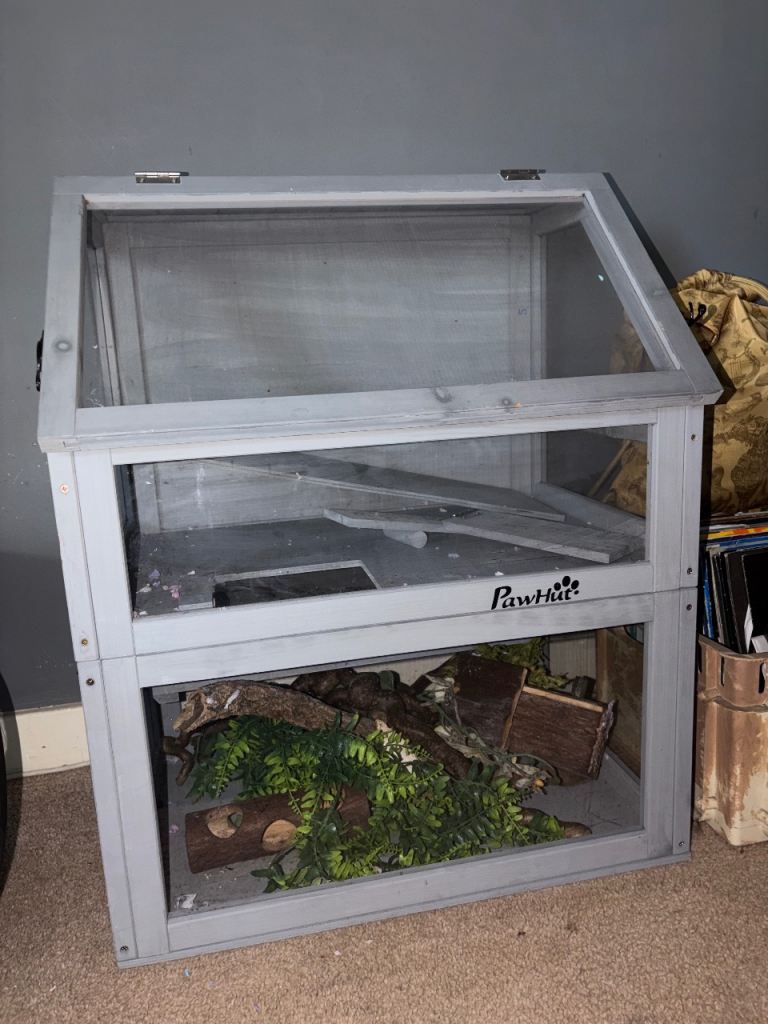 PawHut Pet Enclosure. 