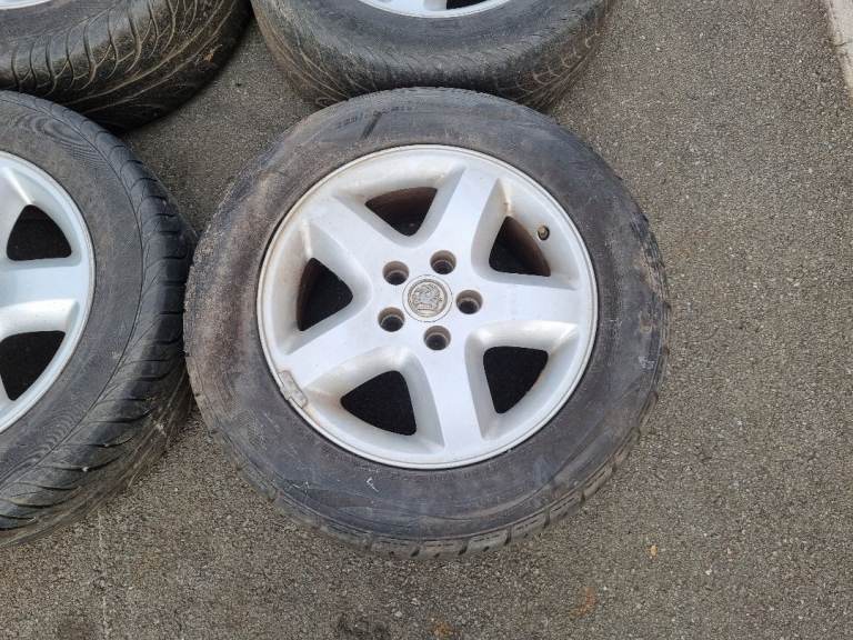 Vauxhall Omega CD 16 Inch Alloy Wheels