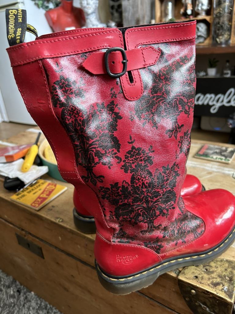 Dr Marten Nellie festival boots