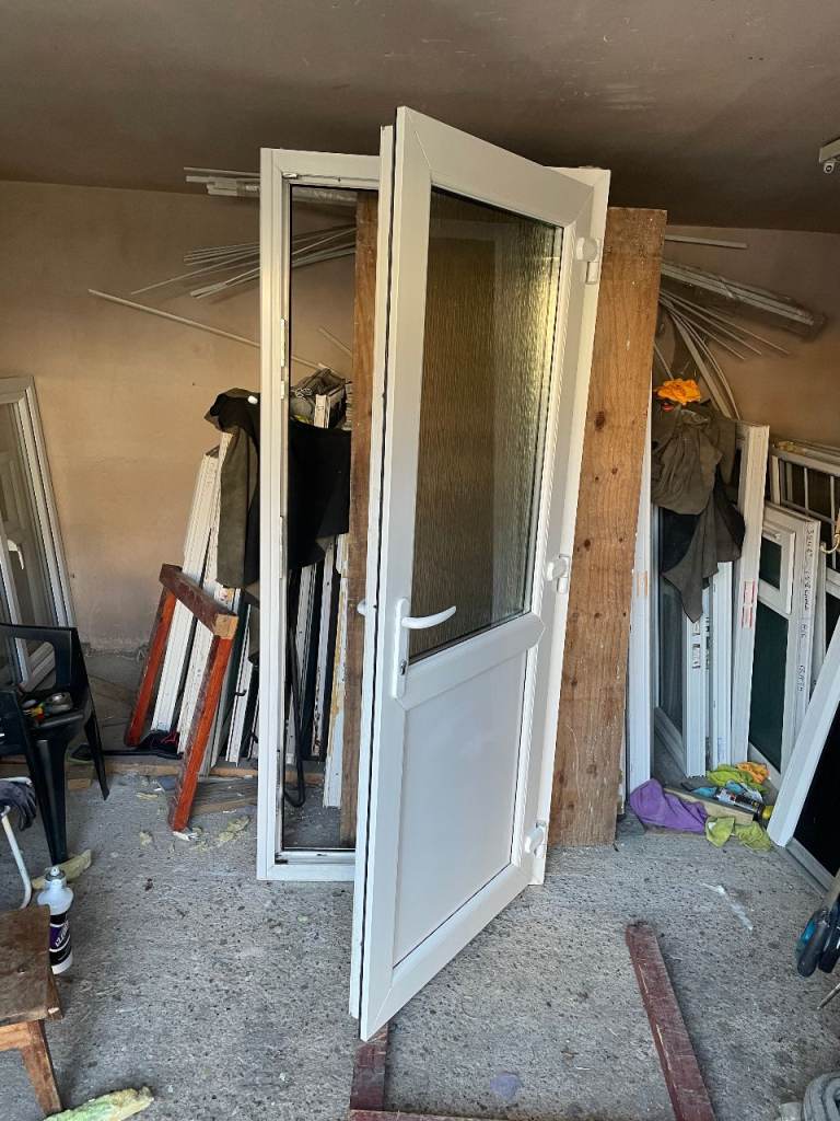 UPVC DOOR 201.5 x 86.5 cm - BEAUTIFUL UPVC DOUBLE GLAZED DOOR - OBSCURE GLASS (REF: DX201)