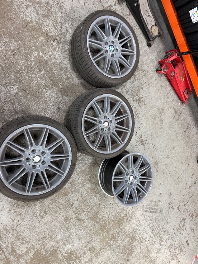 Genuine BMW MV2 Alloys