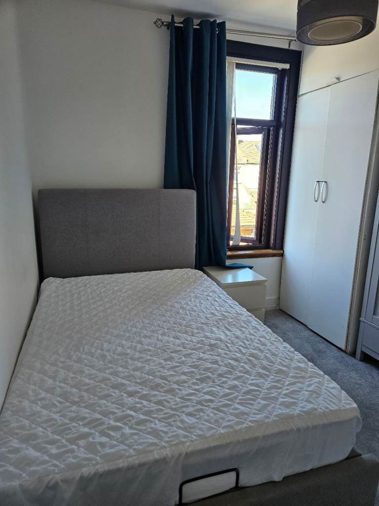 Double Spacious Room for Rent
