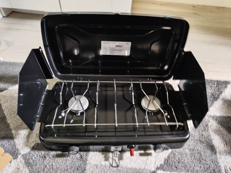 New/Unused Camplux Camping Stove 2-burner Gas travel hob bargain!