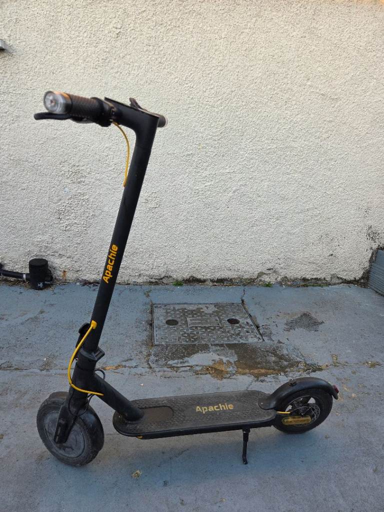 Electric Scooter Apachie M4X 350W Very Fast about 35 km/h