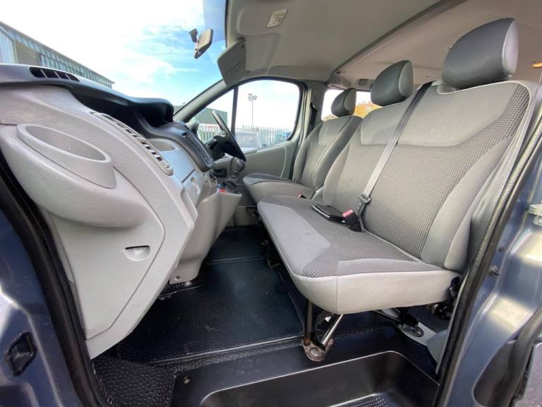 2011 Vauxhall Vivaro 2.0 2900 CDTi ecoFLEX 16v Combi FWD L1 H1 5dr MPV Diesel Manual