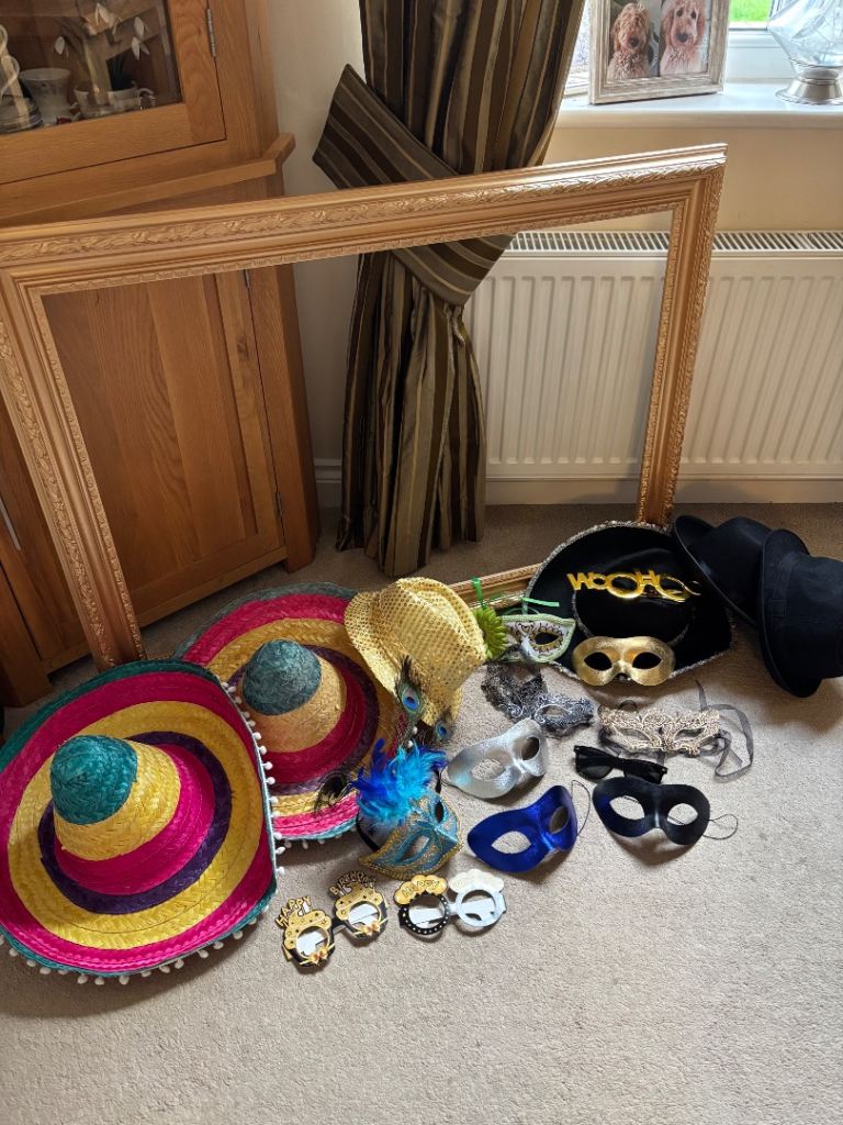 Frame for Photo Booth style photos £10 ovno, £10.00 for Sale in Watton ...