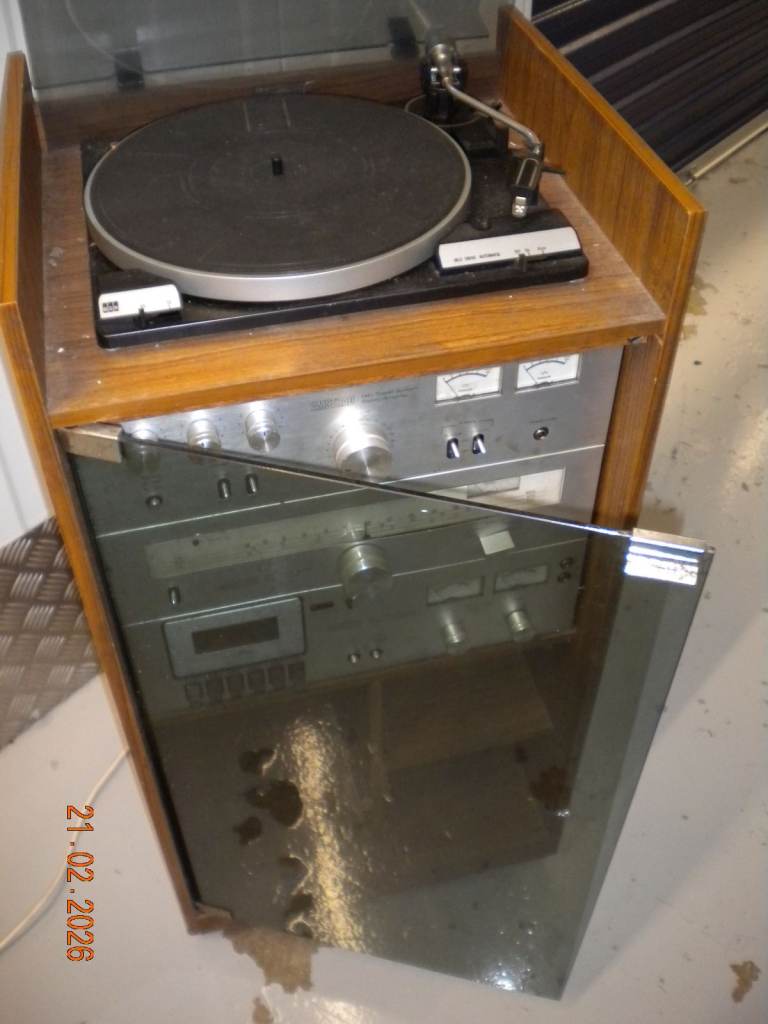 HiFi STEREO TOWER UNIT - Vintage AMSTRAD