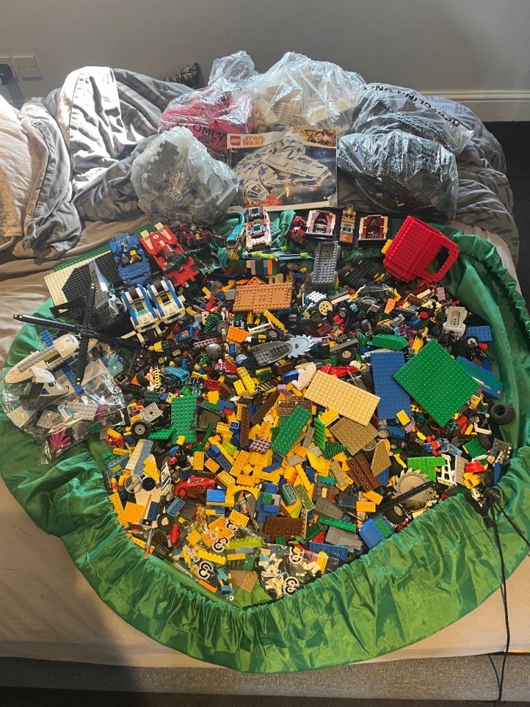 8kg Genuine LEGO Collection incl Star Wars Millenium Falcon UCS 75212