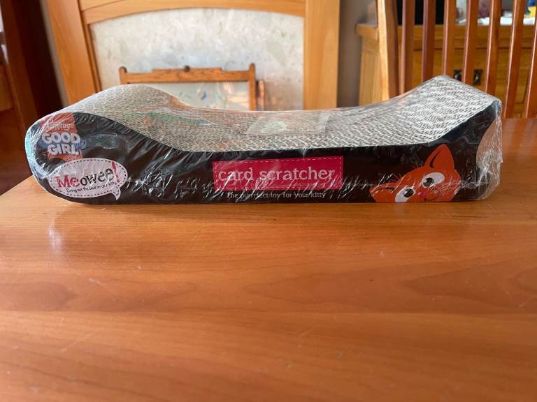 Cat or Kitten Toy,Armitage Good Girl Meowee! Pet Care Card Scratcher / Lounging Bed with Catnip