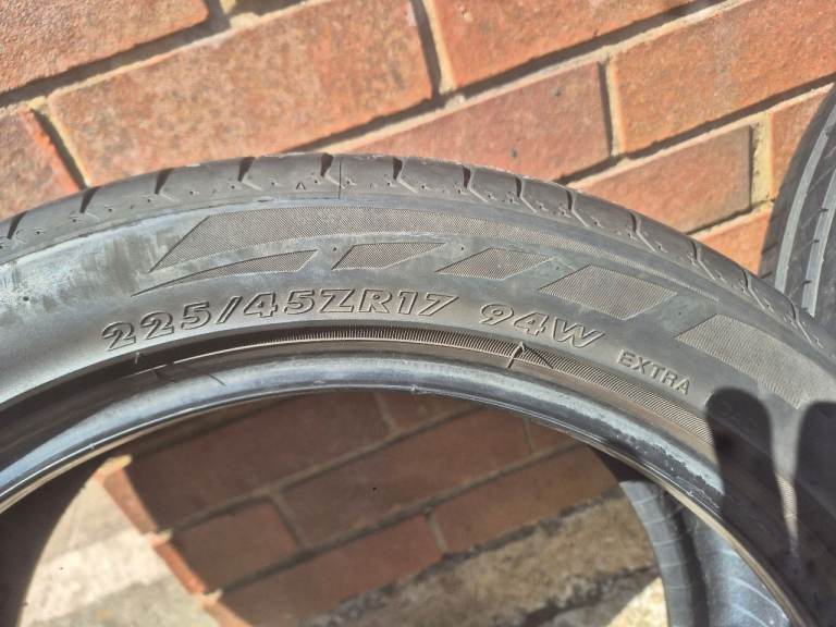225/45zr17 94w maxtrek maximus m2 x4 partworn used tyres as new