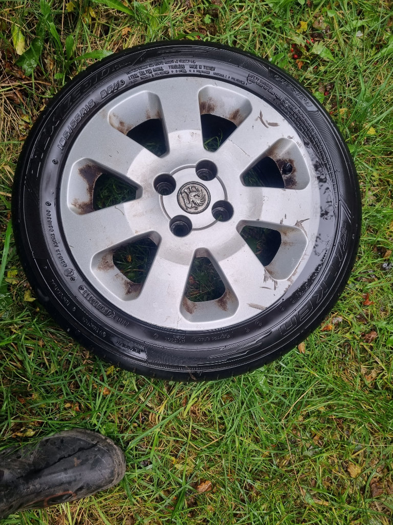 vauxhall spare alloy wheel