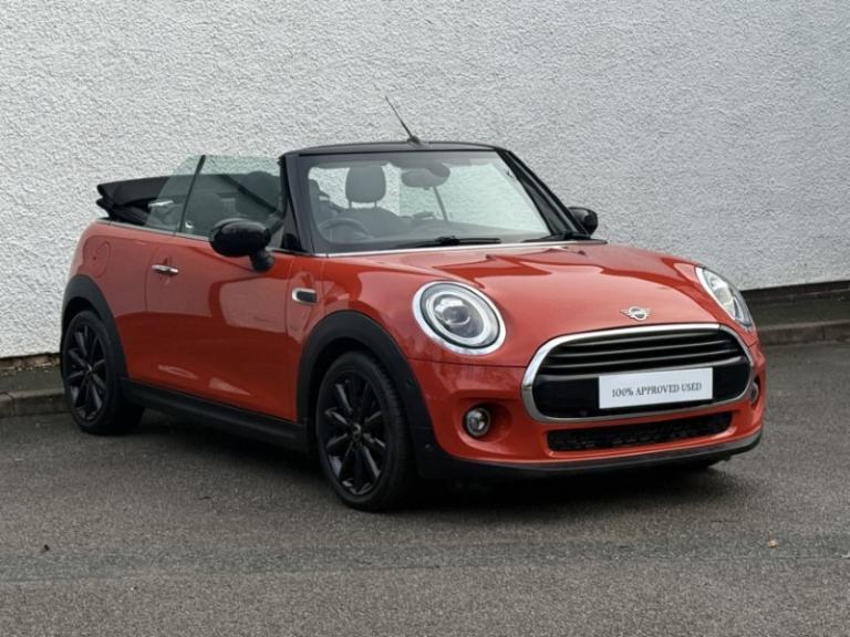 MINI CONVERTIBLE 1.5 Cooper Classic II 2dr Auto