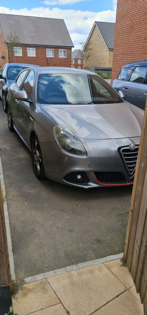 Alfa Romeo, GIULIETTA, Hatchback, 2010, Manual, 1956 (cc), 5 doors