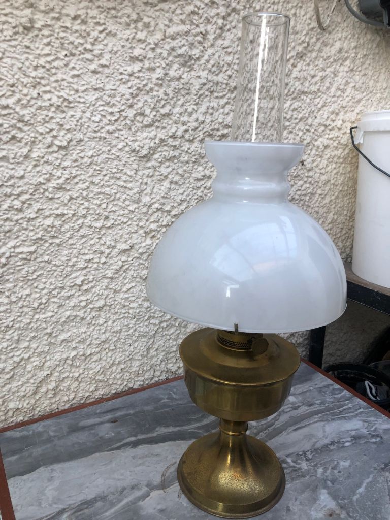 Oil lamp