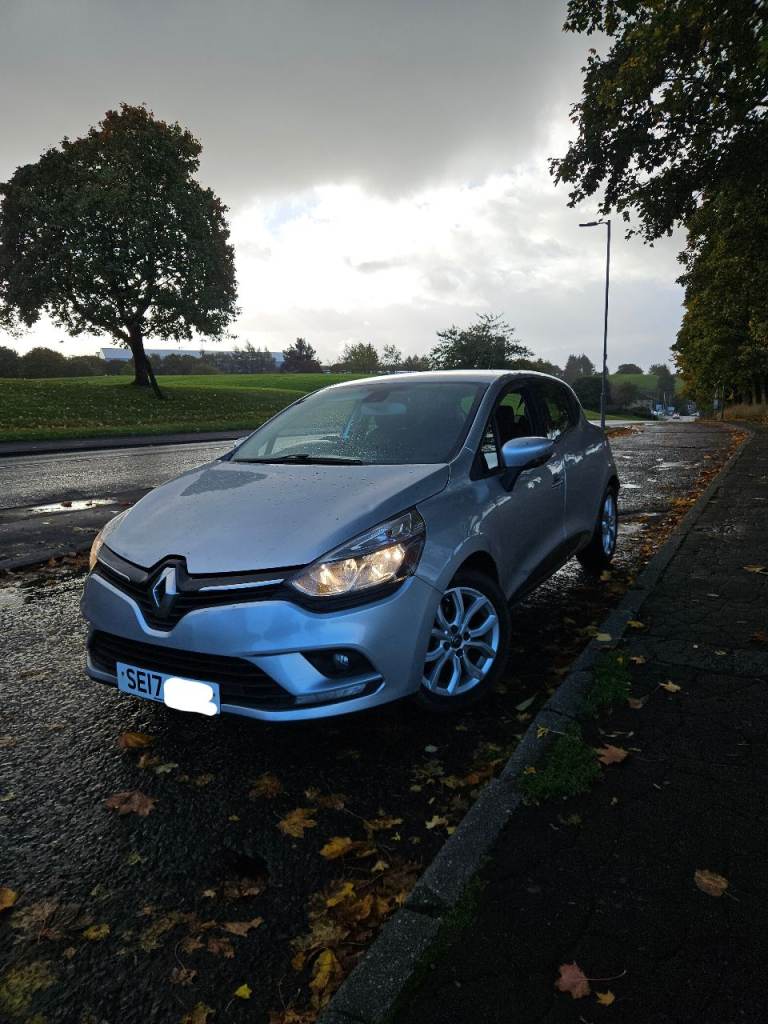 17 / reg  Renault clio dynamique nav dci ulez comp sim astra focus i30 308