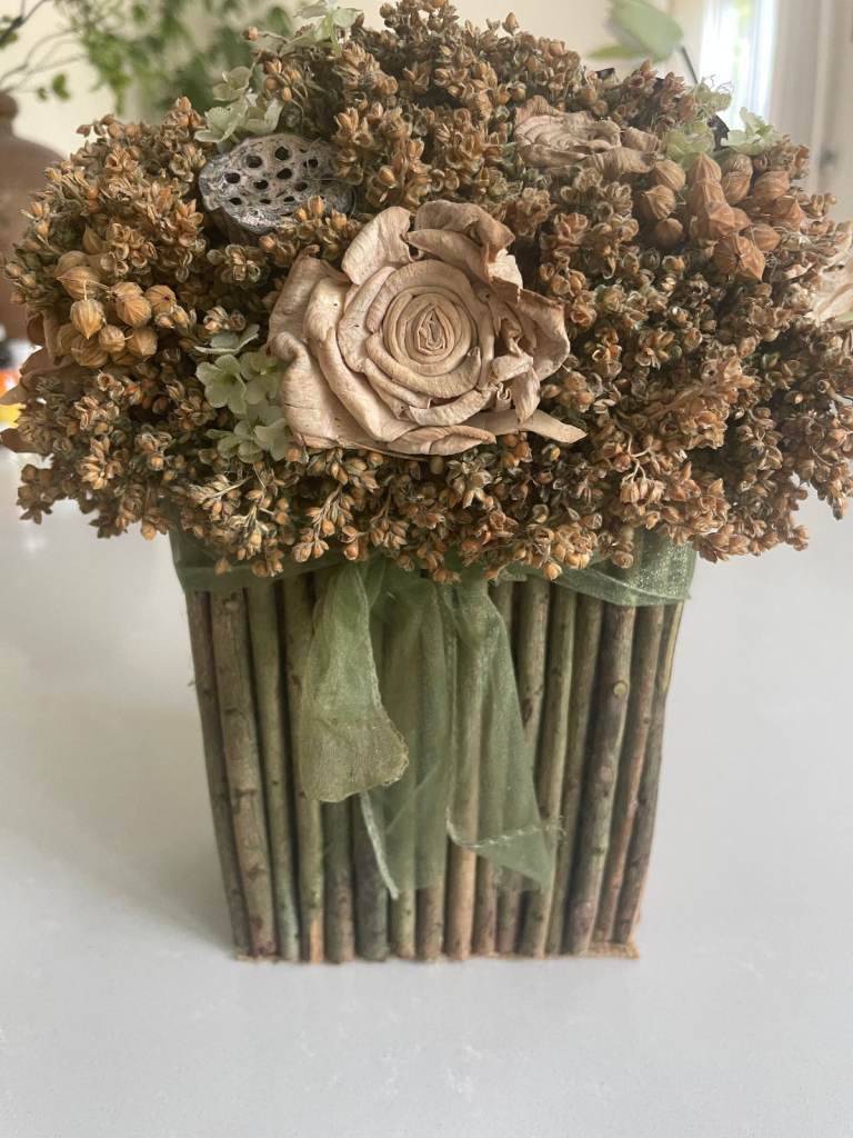 Beautiful decorative flower arrangment