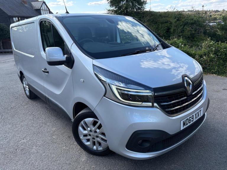 2020 Renault Trafic 2.0 dCi ENERGY 28 Sport SWB Standard Roof Euro 6 (s/s) 5dr PANEL VAN Diesel M...