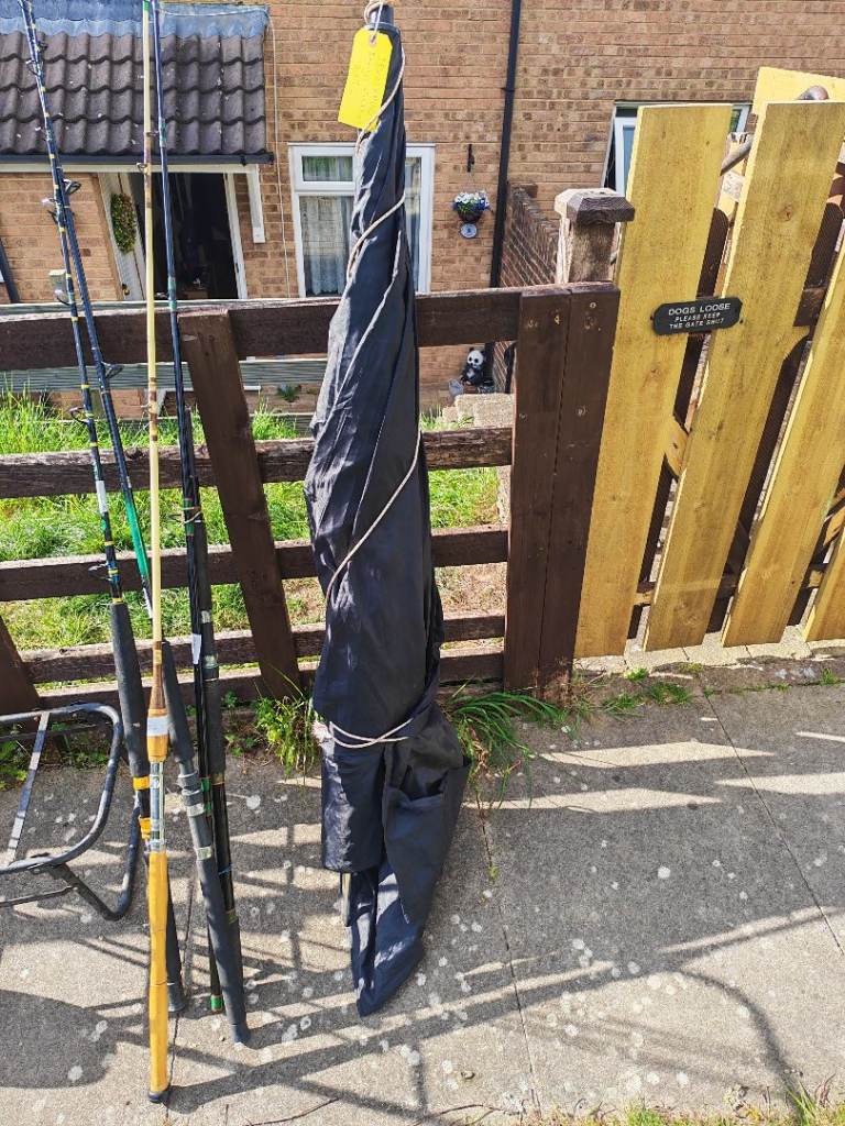 Tronix Fishing brolly £20