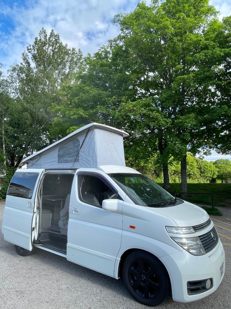 Nissan elgrand pop top campervan 
