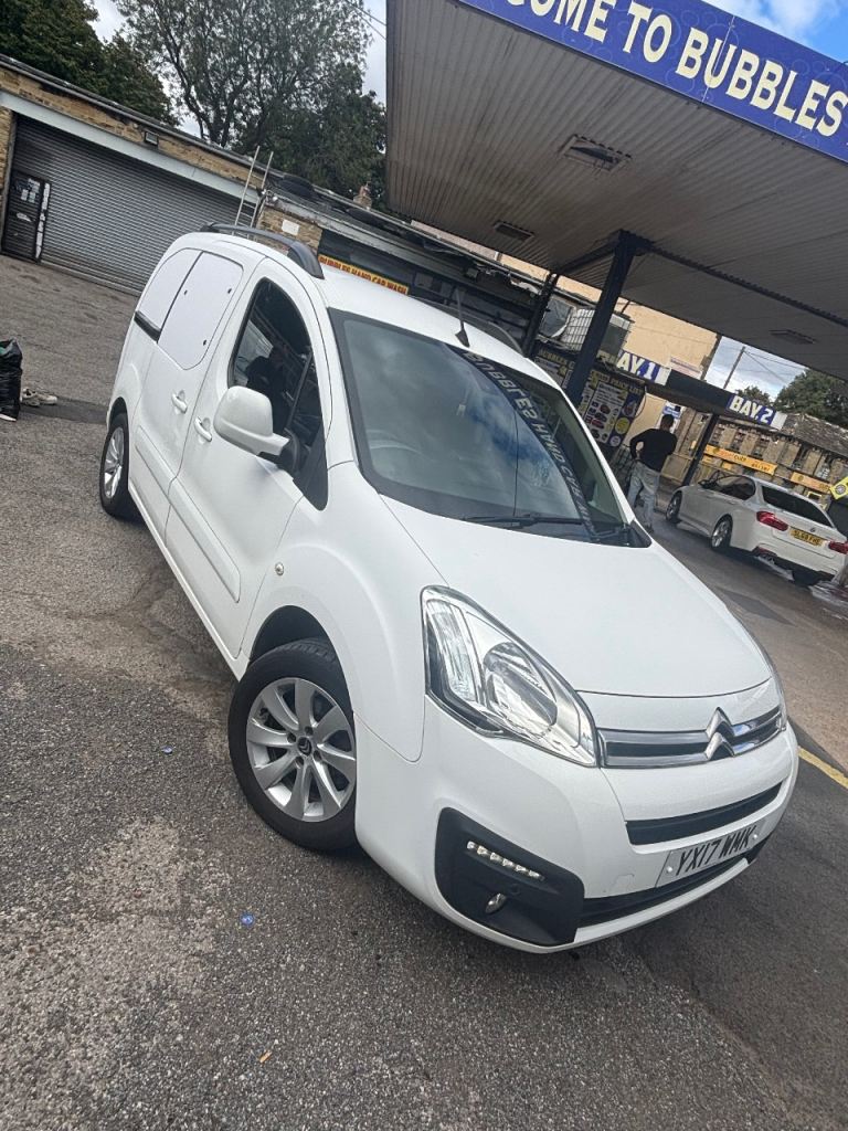 Citroen, BERLINGO MULTISPACE, MPV, 2017, Manual, 1560 (cc), 5 doors